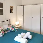 Zina's In Afetes * Afétai