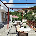 Zina's In Afetes