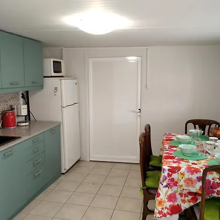 Zina's In Afetes Дом отдыха