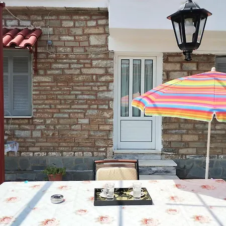 Zina's In Afetes Afetai