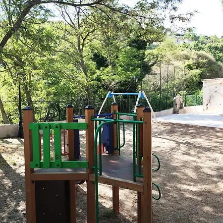 Zina's In Afetes Дом отдыха Afetai