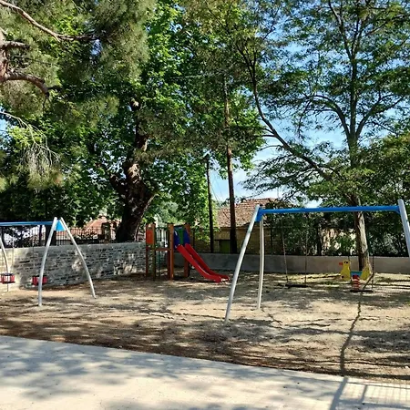 Zina's In Afetes Дом отдыха