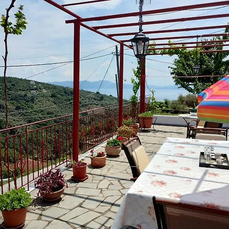 Hébergement de vacances Zina's In Afetes Afétai