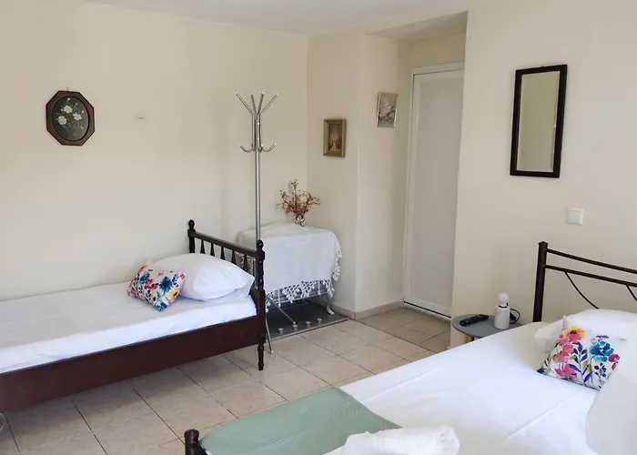 Case de vacanță Zina's In Afetes Afétai