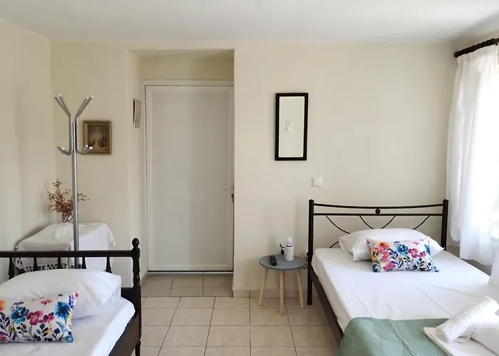 Case de vacanță Zina's In Afetes *