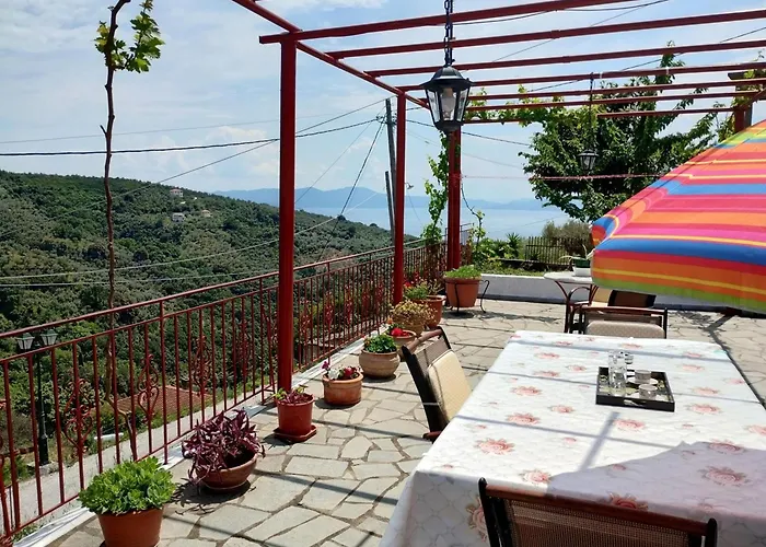 Zina's In Afetes * Afétai